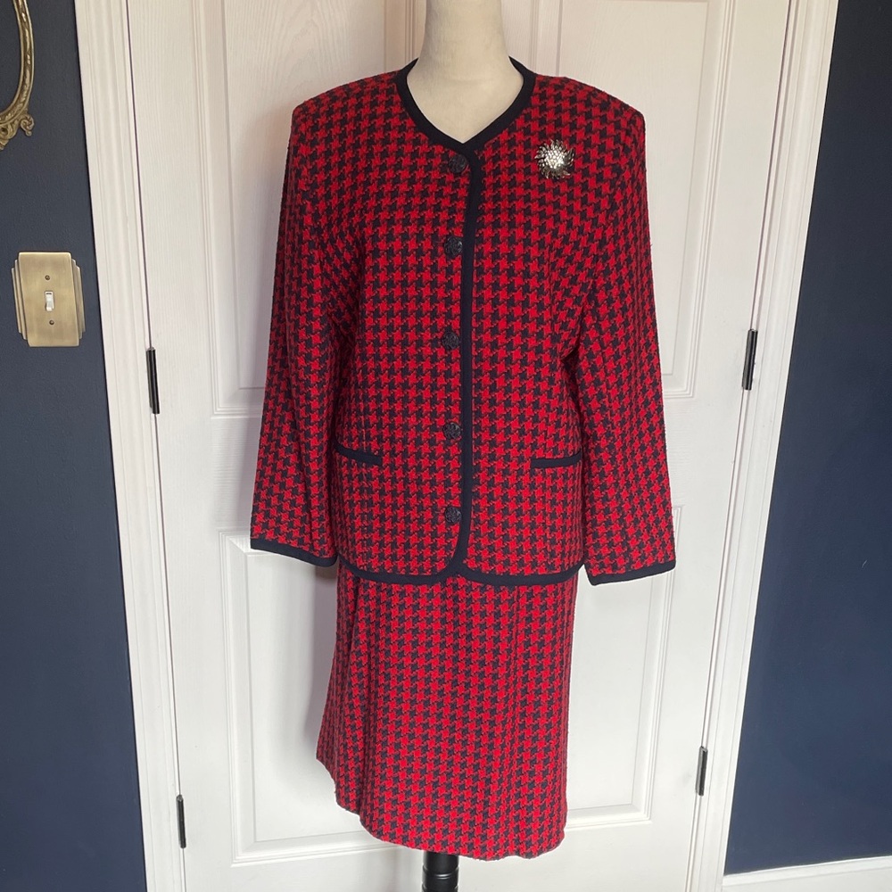 Vintage Alfred Dunner 2PC Red Navy Wool Blend Houndstooth Skirt‎ Suit Size 12